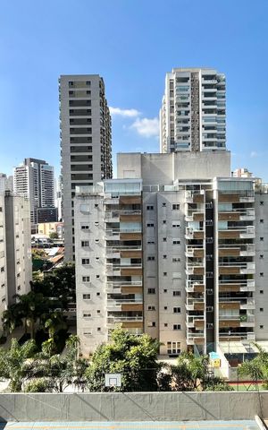 Apartamento à venda com 95m², 3 quartos e 2 vagas Apartamento à venda com 95m², 3 quartos e 2 vagasVista da Varanda