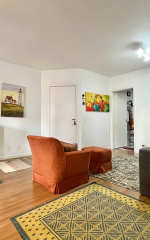 Apartamento à venda com 95m², 3 quartos e 2 vagas Apartamento à venda com 95m², 3 quartos e 2 vagasSala