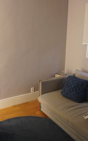 Casa de condomínio à venda com 340m², 5 quartos e 4 vagasSala De Tv