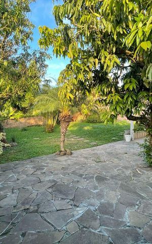 Casa para alugar com 370m², 4 quartos e 4 vagas