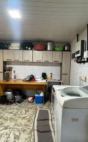Casa para alugar com 370m², 4 quartos e 4 vagas