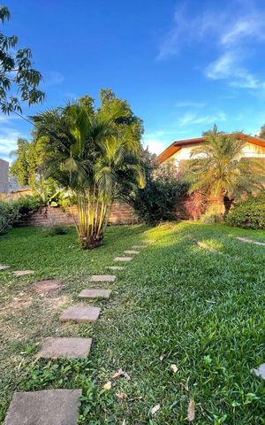 Casa para alugar com 370m², 4 quartos e 4 vagas