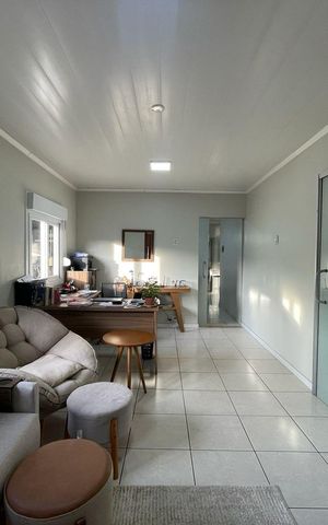 Casa para alugar com 370m², 4 quartos e 4 vagas