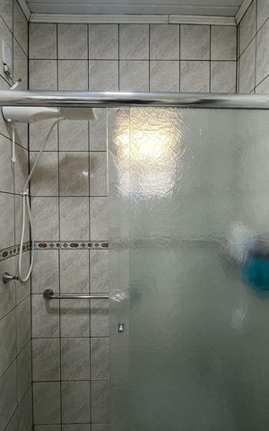 Casa para alugar com 370m², 4 quartos e 4 vagas
