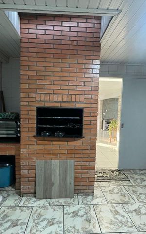 Casa para alugar com 370m², 4 quartos e 4 vagas