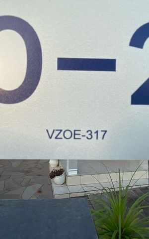 Casa para alugar com 370m², 4 quartos e 4 vagas Casa para alugar com 370m², 4 quartos e 4 vagasPlaca instalada em 17/06/2026 com o código VZOE-317