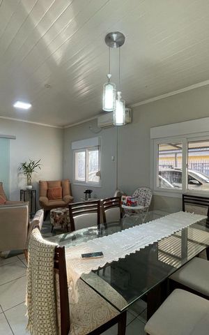 Casa para alugar com 370m², 4 quartos e 4 vagas