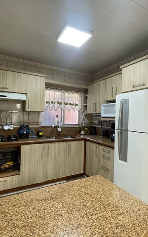 Casa para alugar com 370m², 4 quartos e 4 vagas