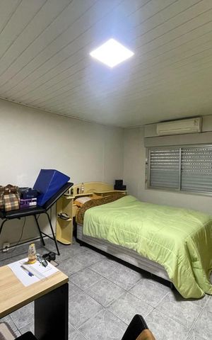Casa para alugar com 370m², 4 quartos e 4 vagas