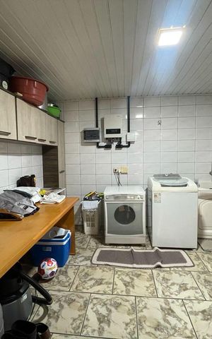 Casa para alugar com 370m², 4 quartos e 4 vagas