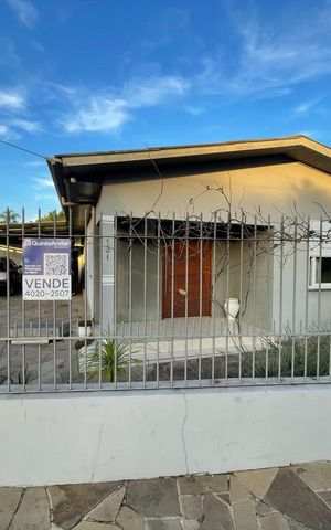Casa para alugar com 370m², 4 quartos e 4 vagas Casa para alugar com 370m², 4 quartos e 4 vagasPlaca instalada em 17/06/2026 com o código VZOE-317