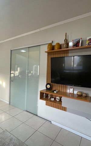 Casa para alugar com 370m², 4 quartos e 4 vagas