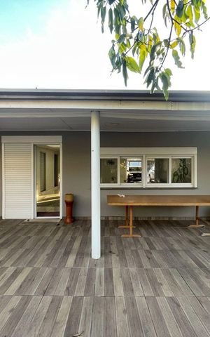 Casa para alugar com 370m², 4 quartos e 4 vagas