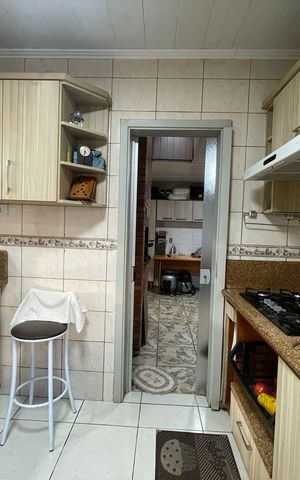 Casa para alugar com 370m², 4 quartos e 4 vagas