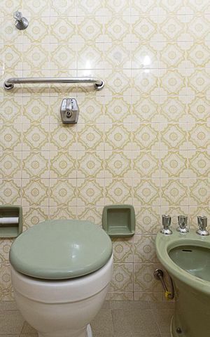 Casa para alugar com 128m², 3 quartos e 2 vagas Casa para alugar com 128m², 3 quartos e 2 vagasBanheiro Social 1