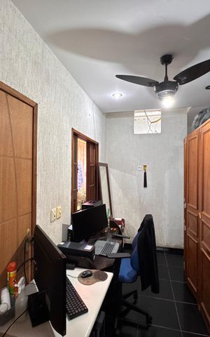 Casa à venda com 420m², 2 quartos e 2 vagas Casa à venda com 420m², 2 quartos e 2 vagasQuarto