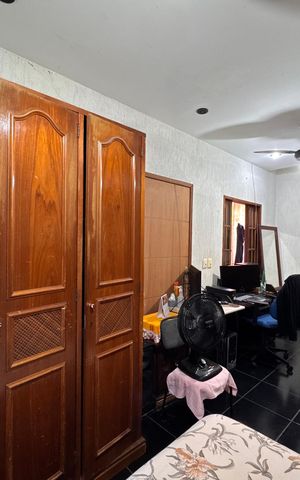 Casa à venda com 420m², 2 quartos e 2 vagas Casa à venda com 420m², 2 quartos e 2 vagasQuarto