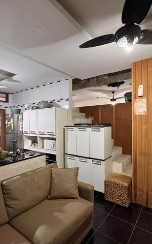 Casa à venda com 420m², 2 quartos e 2 vagas Casa à venda com 420m², 2 quartos e 2 vagasSala