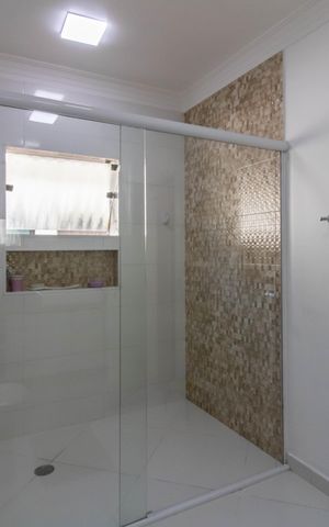 Casa à venda com 450m², 4 quartos e 10 vagas Casa à venda com 450m², 4 quartos e 10 vagasSuíte 2