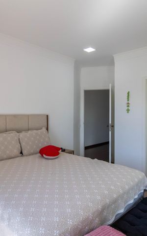 Casa à venda com 450m², 4 quartos e 10 vagas Casa à venda com 450m², 4 quartos e 10 vagasSuíte 3