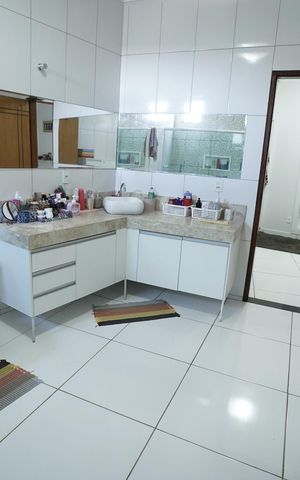 Casa à venda com 360m², 4 quartos e sem vaga