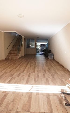 Casa à venda com 360m², 4 quartos e sem vaga