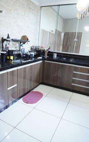 Casa à venda com 360m², 4 quartos e sem vaga