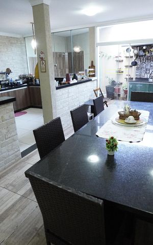 Casa à venda com 360m², 4 quartos e sem vaga