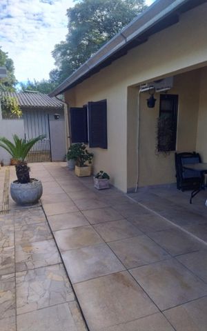 Casa à venda com 110m², 2 quartos e 2 vagasÁrea externa