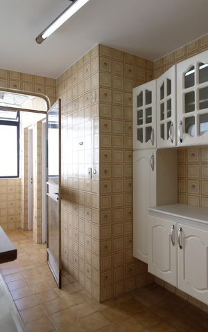 Apartamento para alugar com 70m², 2 quartos e 2 vagasCozinha