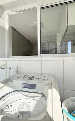 Apartamento à venda com 103m², 3 quartos e 2 vagas Apartamento à venda com 103m², 3 quartos e 2 vagasÁrea de Serviço
