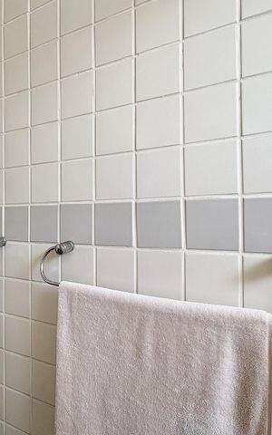 Apartamento à venda com 103m², 3 quartos e 2 vagas Apartamento à venda com 103m², 3 quartos e 2 vagasBanheiro da Suíte