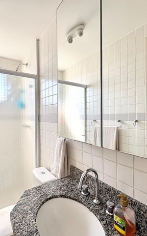 Apartamento à venda com 103m², 3 quartos e 2 vagas Apartamento à venda com 103m², 3 quartos e 2 vagasBanheiro da Suíte