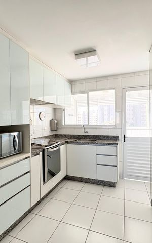 Apartamento à venda com 103m², 3 quartos e 2 vagas Apartamento à venda com 103m², 3 quartos e 2 vagasCozinha