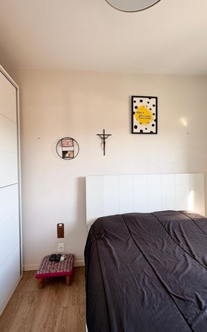 Apartamento à venda com 103m², 3 quartos e 2 vagas Apartamento à venda com 103m², 3 quartos e 2 vagasSuíte