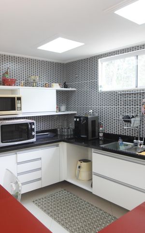 Casa para alugar com 300m², 3 quartos e 3 vagasCozinha