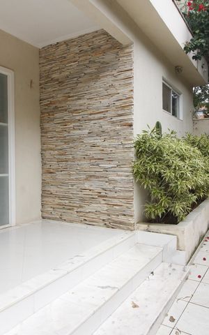 Casa para alugar com 300m², 3 quartos e 3 vagasVaranda