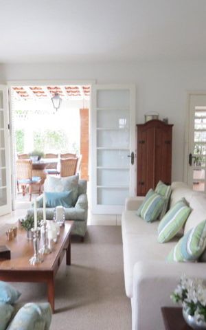 Casa à venda com 665m², 3 quartos e 5 vagas Casa à venda com 665m², 3 quartos e 5 vagasSala