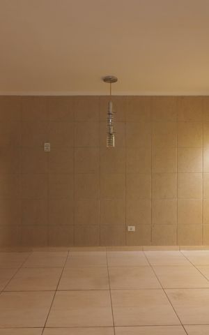 Casa à venda com 110m², 2 quartos e 1 vagaSala 