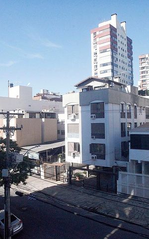 Apartamento à venda com 180m², 4 quartos e 3 vagasQuarto 1 Suíte Vista