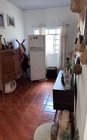 Casa à venda com 200m², 2 quartos e 5 vagas Casa à venda com 200m², 2 quartos e 5 vagasSala