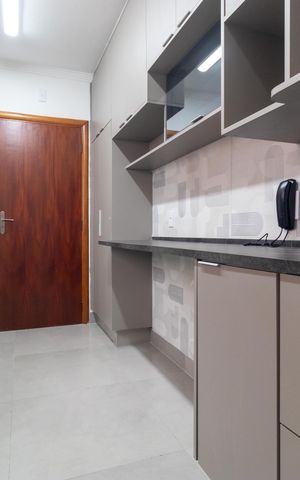 Apartamento à venda com 94m², 3 quartos e 2 vagas Apartamento à venda com 94m², 3 quartos e 2 vagasCozinha