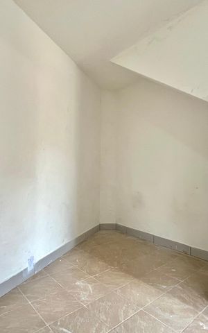 Casa para alugar com 184m², 3 quartos e 3 vagas Casa para alugar com 184m², 3 quartos e 3 vagasQuarto de Serviço