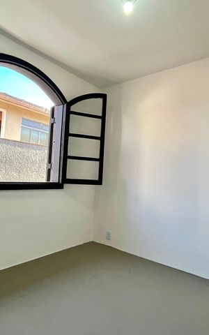 Casa para alugar com 184m², 3 quartos e 3 vagas Casa para alugar com 184m², 3 quartos e 3 vagasSuite 1
