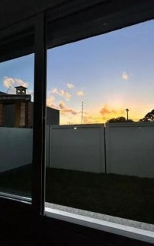 Casa de condomínio para alugar com 70m², 2 quartos e 2 vagas