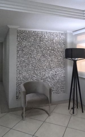 Apartamento para alugar com 100m², 3 quartos e 1 vagaÁrea Comum - Hall de Entrada
