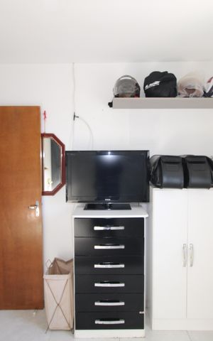 Casa de condomínio à venda com 60m², 2 quartos e 1 vagaQuarto 2