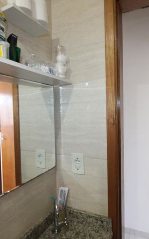 Casa de condomínio à venda com 60m², 2 quartos e 1 vagaBanheiro