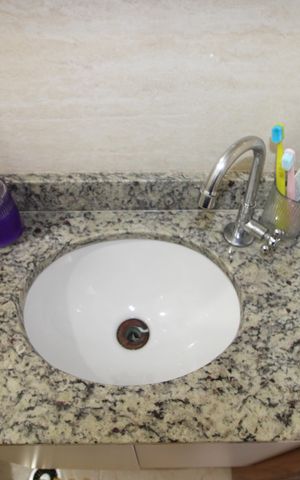 Casa de condomínio à venda com 60m², 2 quartos e 1 vagaBanheiro