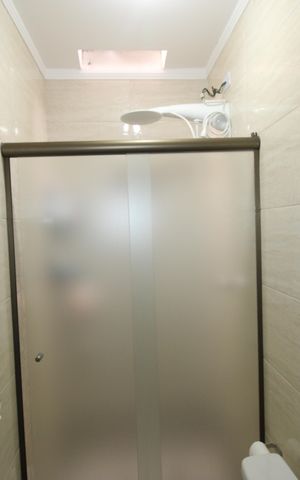 Casa de condomínio à venda com 60m², 2 quartos e 1 vagaBanheiro